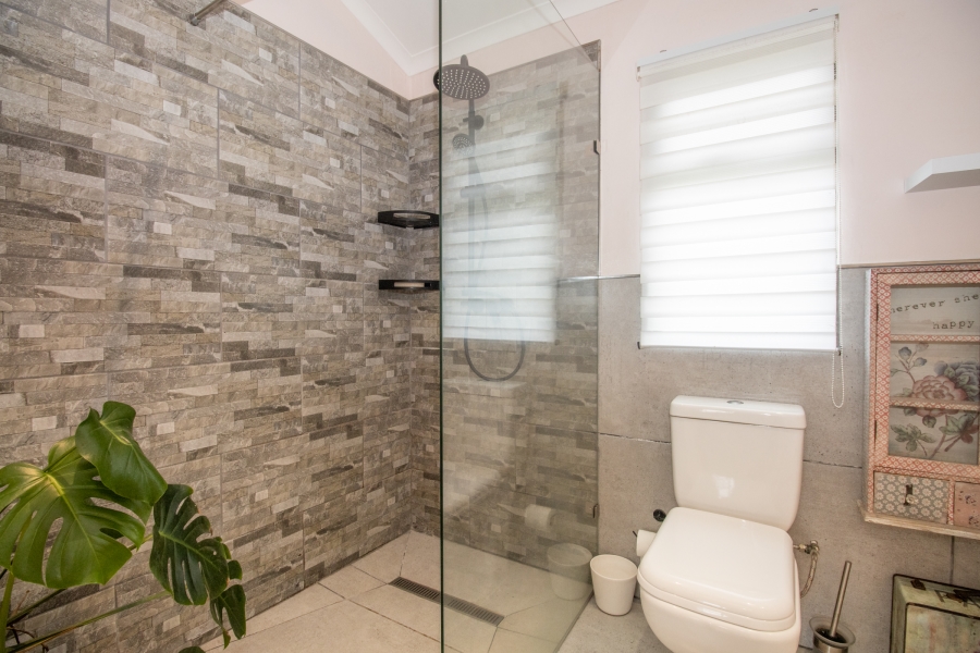 1 Bedroom Property for Sale in Fish Hoek Western Cape